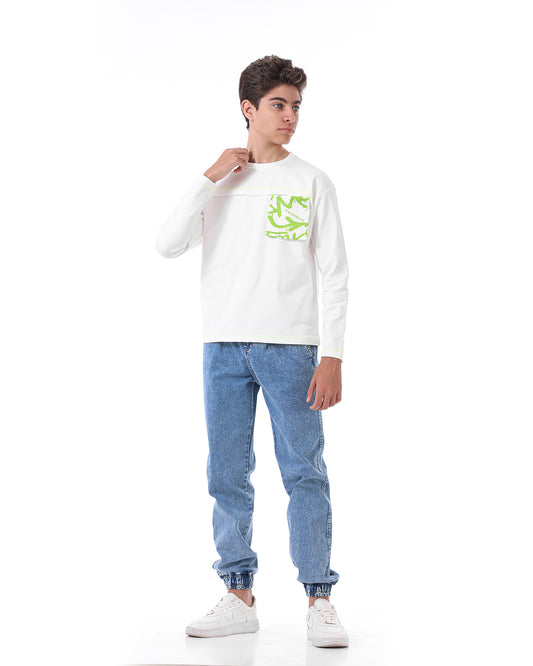 Casual White Sweatshirt With Printed Pocket For Boys